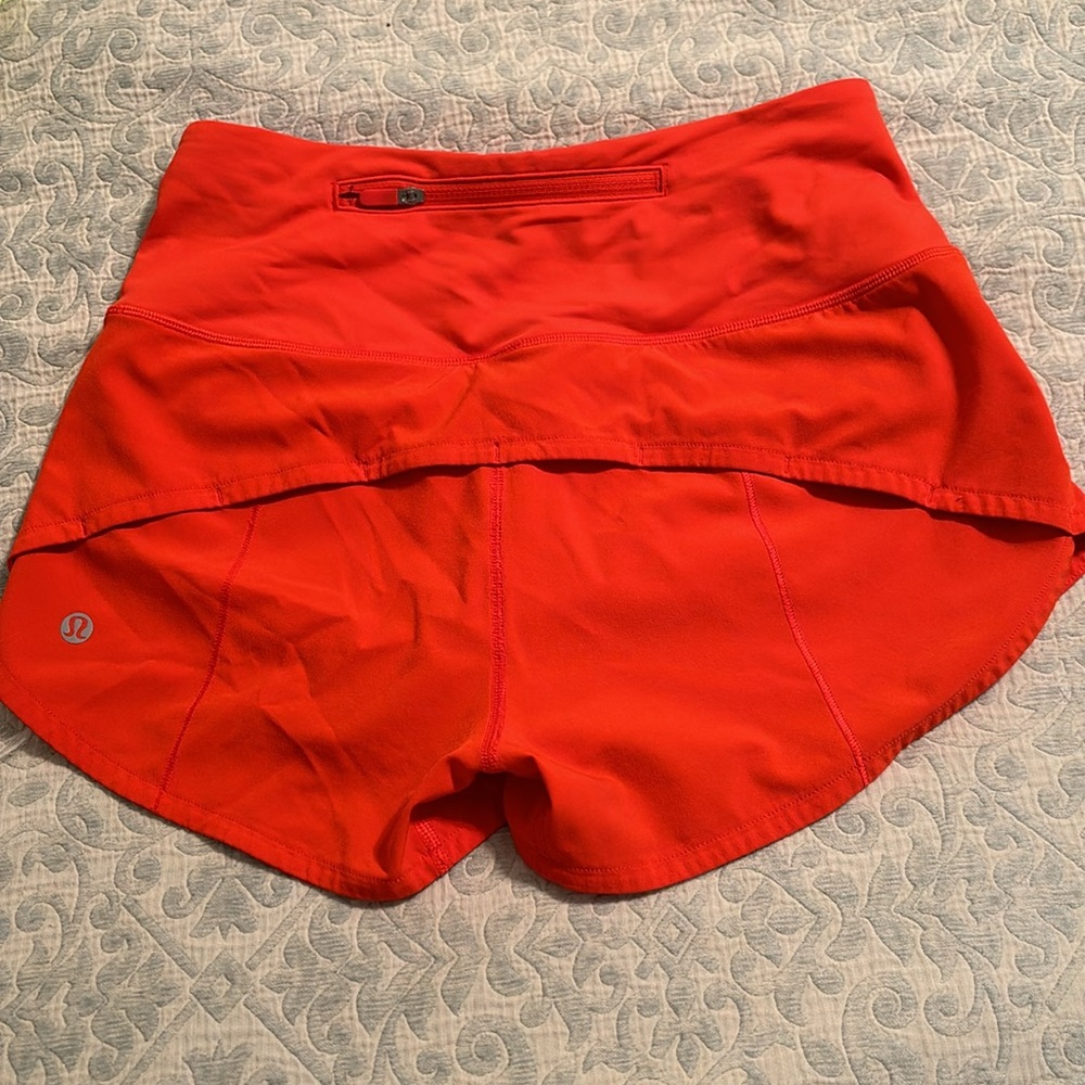 Lululemon Size 2 Orange Speed Up Shorts